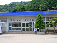 金田一温泉駅