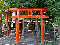 亀麿神社