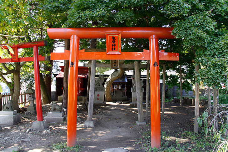 亀麿神社